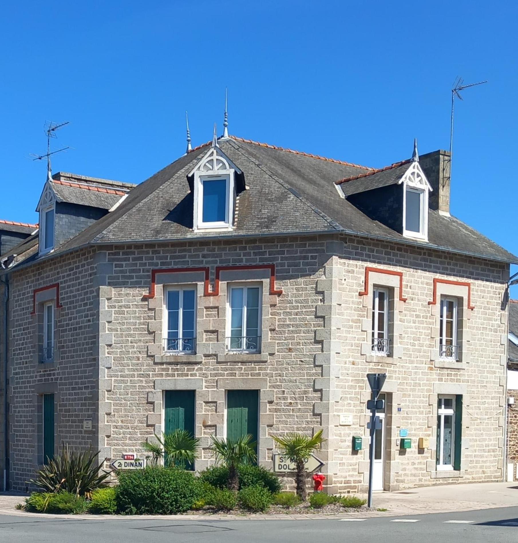 La Chambre De La Boule D 'Or Lanvallay Екстериор снимка